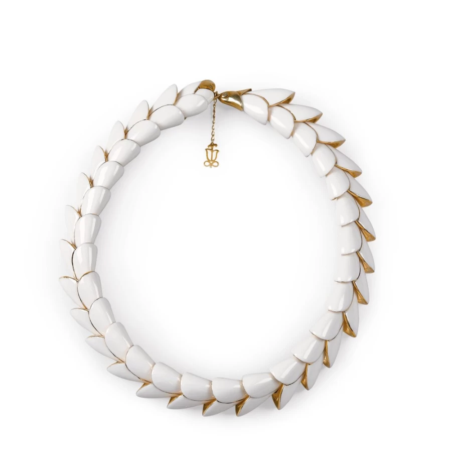 Lladró Heliconia Flower Inspired Porcelain Necklace – Elegant Handcrafted Jewelry