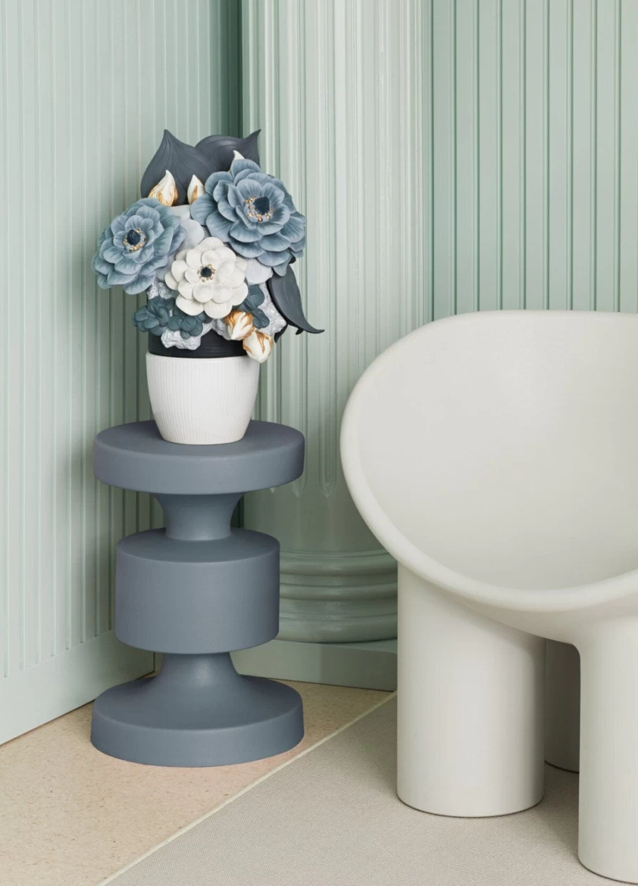 Lladró Blue Porcelain Vase with Handcrafted Floral Decoration