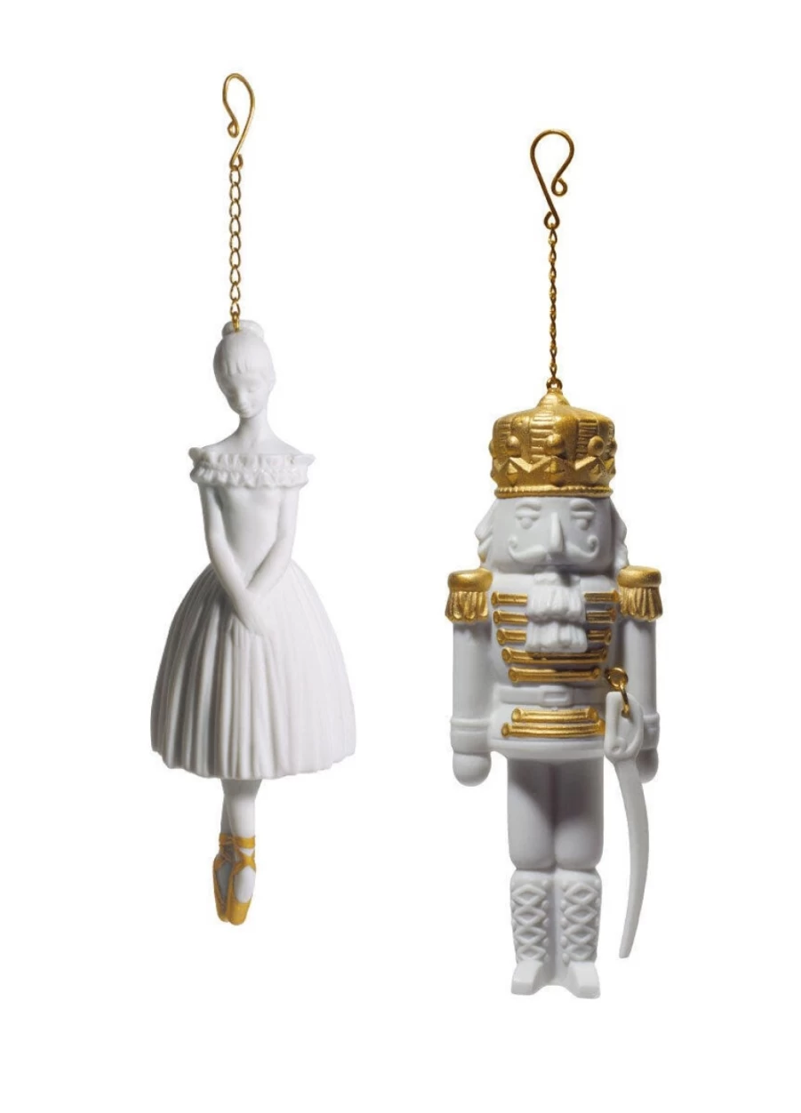 Lladró Nutcracker Christmas Figurine Set – Handcrafted Porcelain Holiday Decor