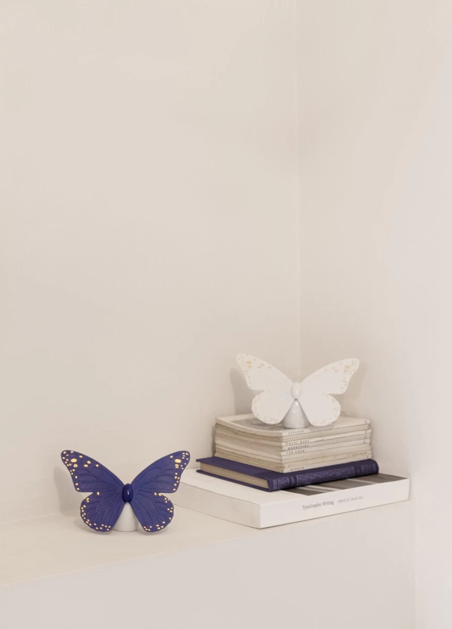 Lladró Golden Blue Butterfly Figurine - Handcrafted Porcelain Collectible
