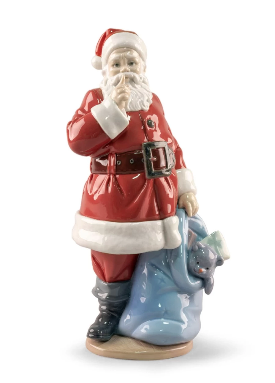 "Lladró Santa Is Here Porcelain Figurine – Christmas Decorative Collectible"